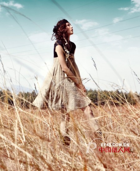 梵凯女装  寻找属于你的feeling