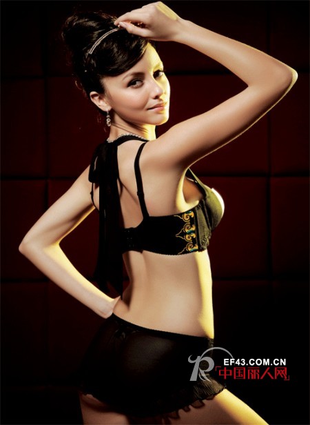 小妇人-LITTLEWOMAN