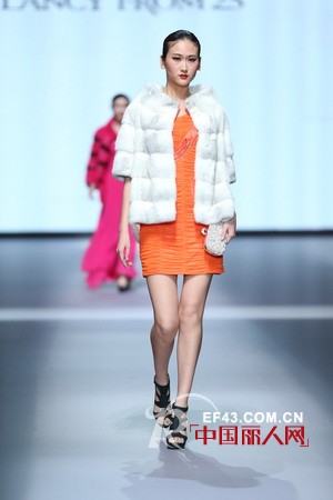 朗姿时装大赛 让美丽内外合一