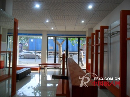 卡酷堡牛仔湖北十堰旗舰店六月一日即将盛大开业