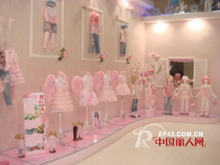 青青果时尚童装 梦幻的天堂梦想的舞台