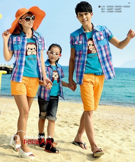 情侣装酝酿商机 优友情侣装持续走俏