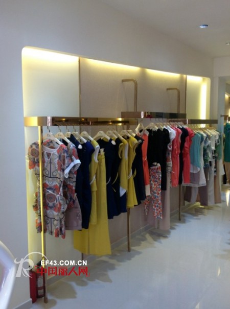 迪图13年春夏新款畅销 恭贺新店开业