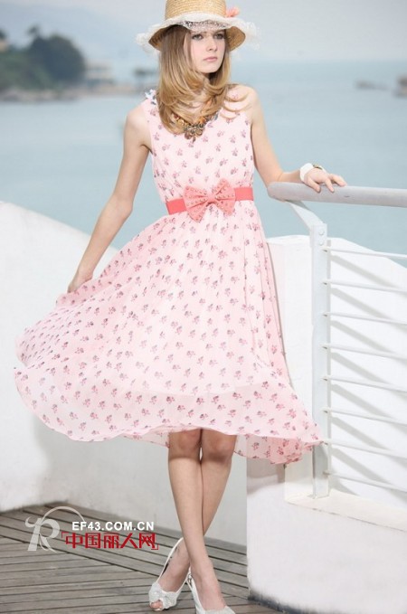 MARLOCA蔓露卡时尚女装 打造公主般浪漫夏季