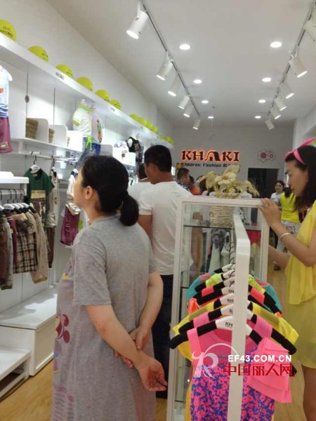 热烈庆祝卡琪屋湖北鄂州专卖店盛大开业