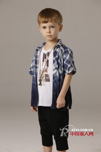 唯路易品牌童装 选择适合自己精致服装