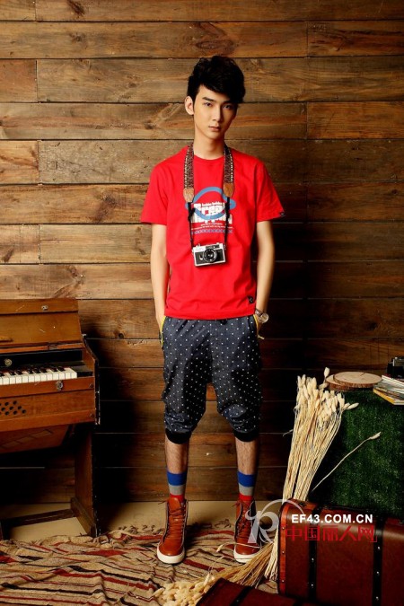 夏季最潮印花T恤哪里进货 Holymoly给你海量选择