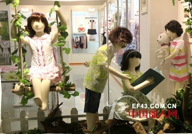 可米熊时尚童装  从小自信伴着孩子成长