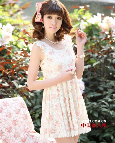 日系女装好货源“LIYA LISA莉雅莉萨” 官网在线订货方便快捷