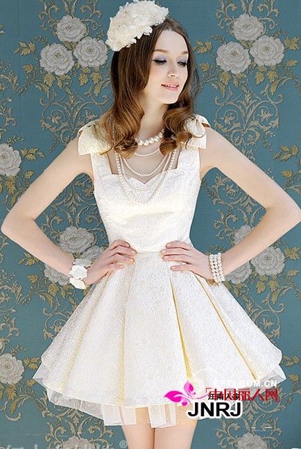 江南人家女装品牌 西子湖畔的温柔梦