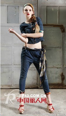 思茵服饰带领旗下21.PLUS品牌参加第十三届深圳服装展