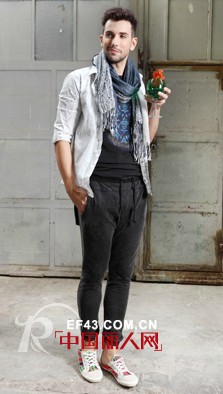 思茵服饰带领旗下21.PLUS品牌参加第十三届深圳服装展