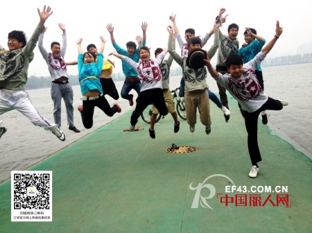 美国潮牌Mudd传递校园风,青春俏皮成独特风景