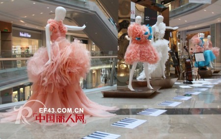 七月,粉蓝衣橱见证艺术与美的力量