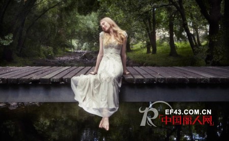 Gwendolynne婚纱系列 演绎唯美浪漫剧情