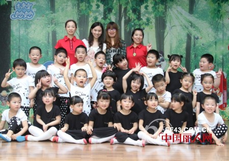 GOGIRL KIDS童装闪耀儿童节——GOGIRL KIDS童装点靓六一节活动