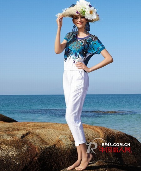 VISHINE唯炫品牌女装 杜撰女人独特的生活写真