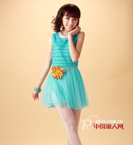 百馨娜品牌女装夏季新品  小清新绝妙搭配