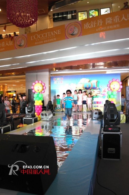 欢乐六一精彩乐翻天 NEEZA乐鲨童装淮安中央国际新亚广场走秀表演圆满成功