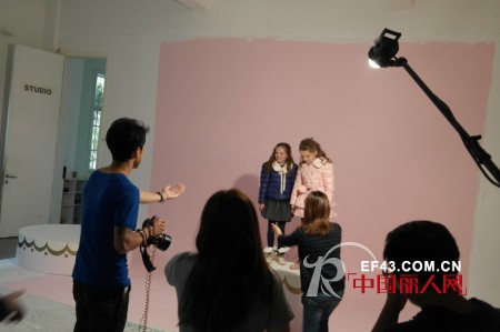 NEEZA乐鲨童装秋冬画册开拍,将惊艳2013CBME上海孕婴童展