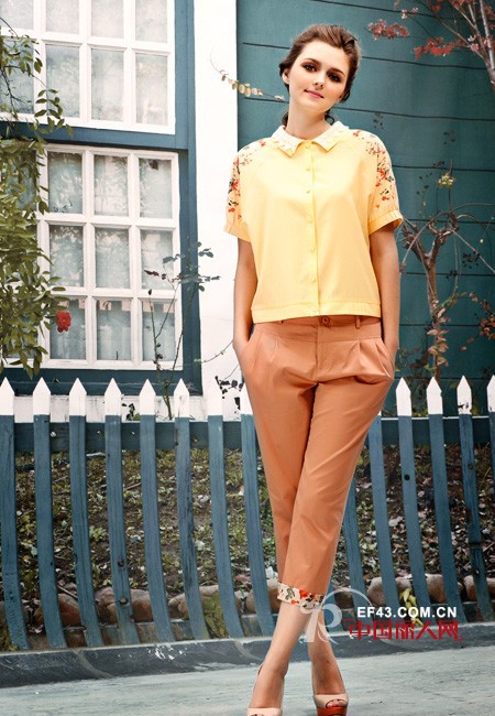 彼得翻领清新气质 秀蓓儿2013夏季新品