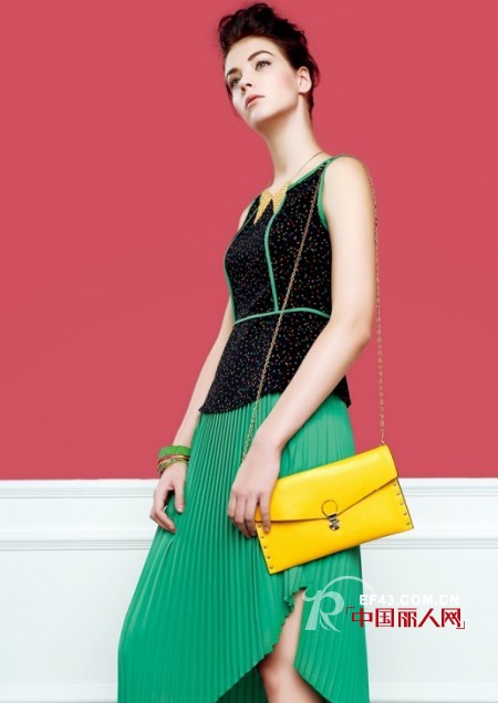 玛克茜妮-MAXRIENY