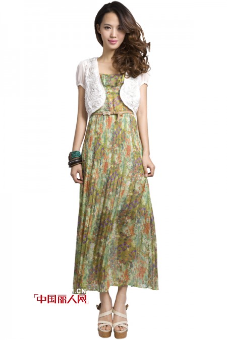 雪凡妮“休闲夏日”洋溢盛夏气息