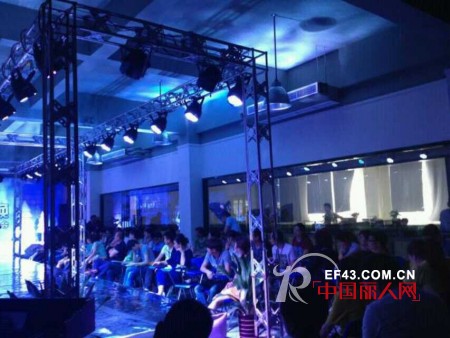 热烈祝贺UO联邦欧诗兰2013年冬季订货会圆满成功