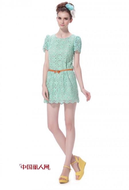 雅戈美黛时尚女装 夏日甜美装扮非你莫属