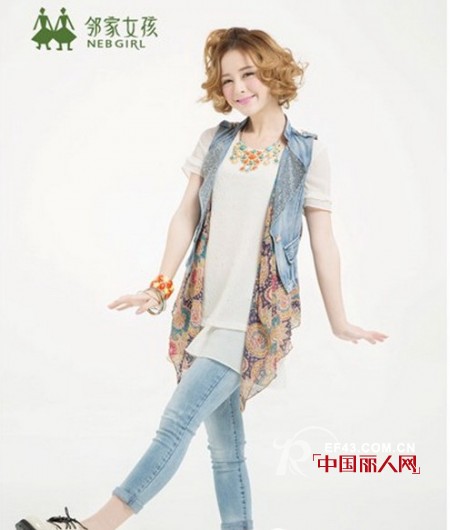 邻家女孩夏季帅气造型 百变潮搭魅力不减