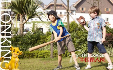 迪士尼品牌童装 让孩子的欢乐带给父亲无尽的快乐