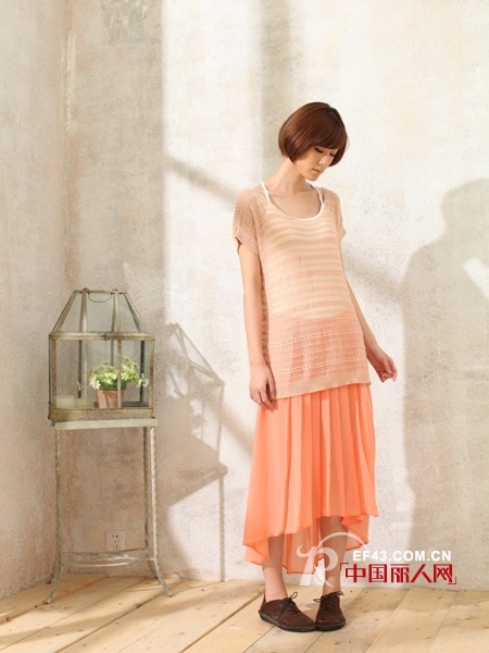 SUPPOSE时尚女装 个性坚持自我但仍然洋溢优雅