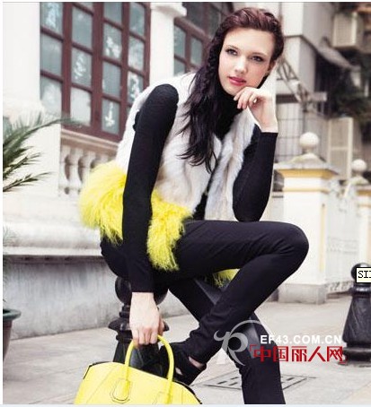 SIIJII思迹女装 2013秋冬新品新时尚系列发布