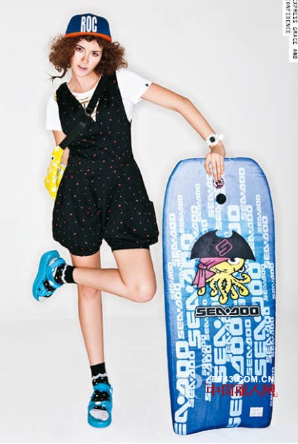 CRZ潮牌一件白T展现百搭魔法  让单品更紧贴潮流