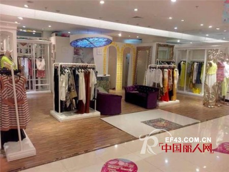 A/E连奴时装品牌——山东烟台芝罘店盛大开业!