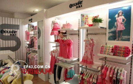 “水孩儿”孩子的世界很简单