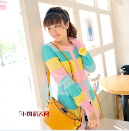 伊美惠时尚女装搭配 让初秋清凉更舒爽