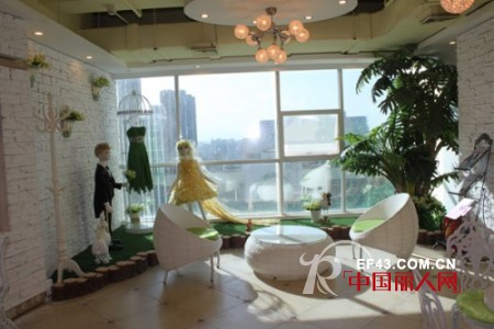 盛夏季节我要跟“青青果”一起度过