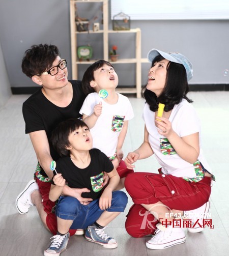 夏日的灿烂阳光“翘嘴蛇”有你相伴