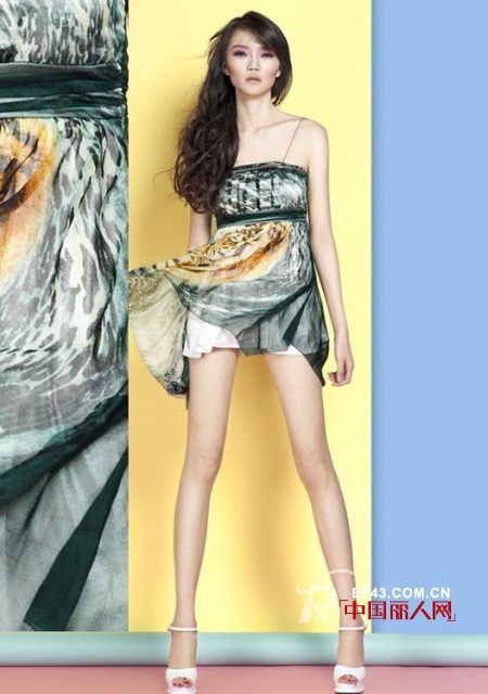 七吻女装新店 张家口二店“整装待发”