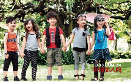 俄梅戛童装 2013年秋冬季新品即将隆重登场