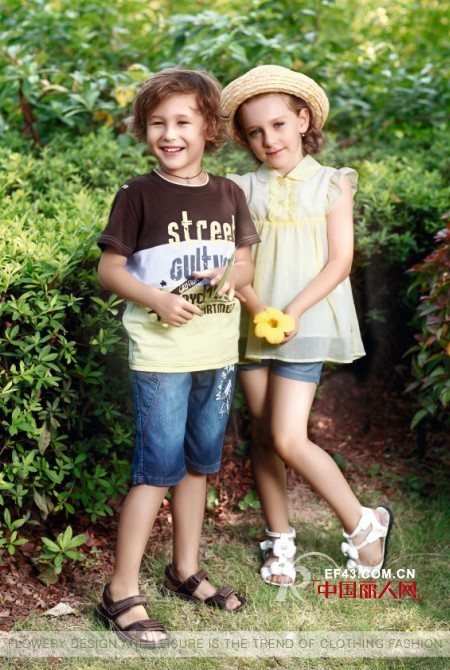 妈咪之星童装  孩子成长的初始站