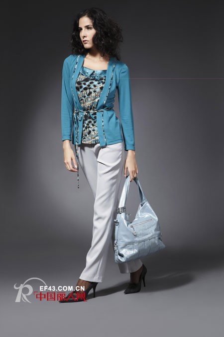 贝曼菲高档商务休闲时尚女装 演绎低调的奢华