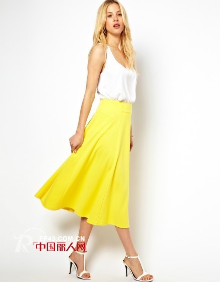 时尚大咖滚叔教你夏季清凉chic搭配