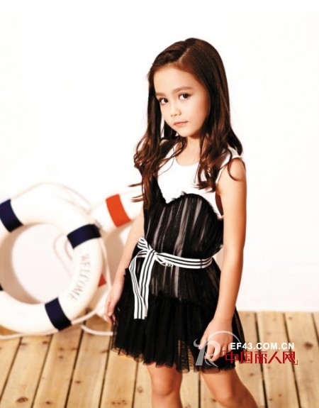 兔仔唛童装 只做自己的“观众”年轻就是不一样