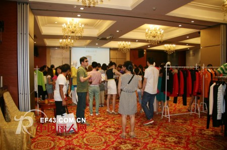 蔓露卡2013秋冬新品鉴赏会圆满闭幕