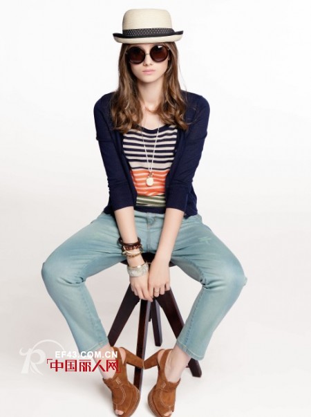 雪歌女装2014年春季产品发布会诚邀您的参加