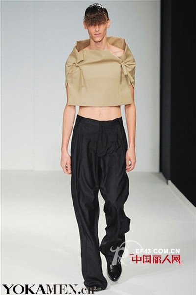 “花花公主”抢占男装周街头  场内场外惊艳大比拼