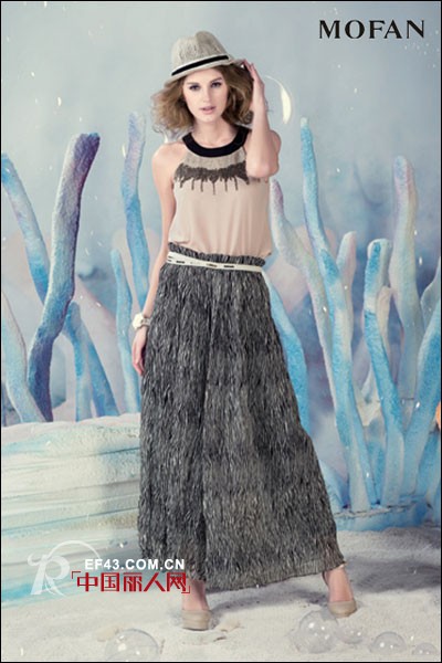 摩凡时尚女装 梦幻甜美长裙女神范 抢占潮流趋势