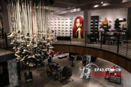 CONVERSE全球最大旗舰店在美国加州开业